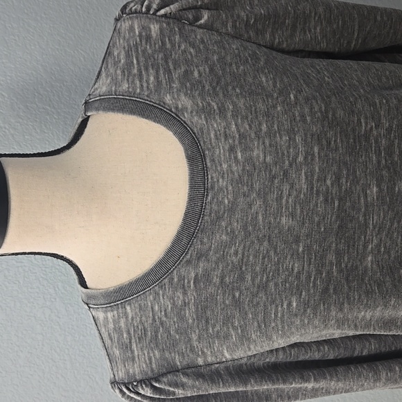 JANE AND DELANCEY Sweater Sweatshirt Pullover Burn Out Gray Size Large - Picture 2 of 10